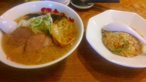 野方ホープ 半チャーハンセット 拉面和炒饭套餐 野方ホープ 半チャーハンセット 拉面和炒饭套餐