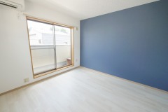 リリックコート中根ヒルズ205 リビング-1